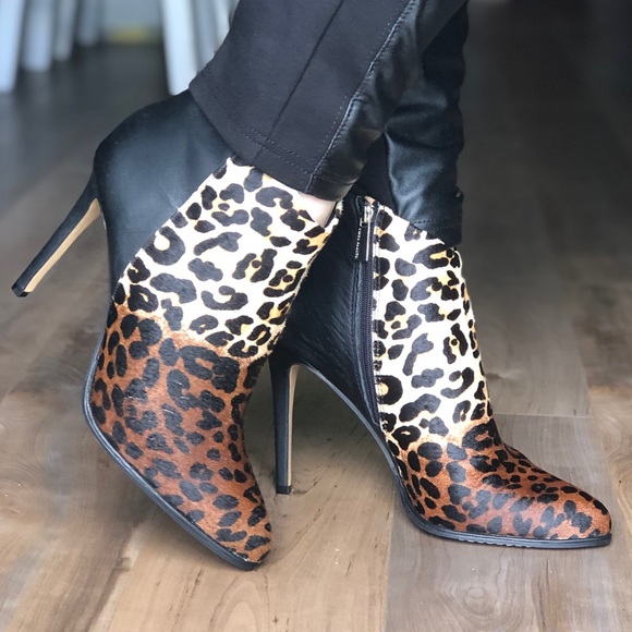 Vince Camuto Shoes - Animal print, leopard booties NEW